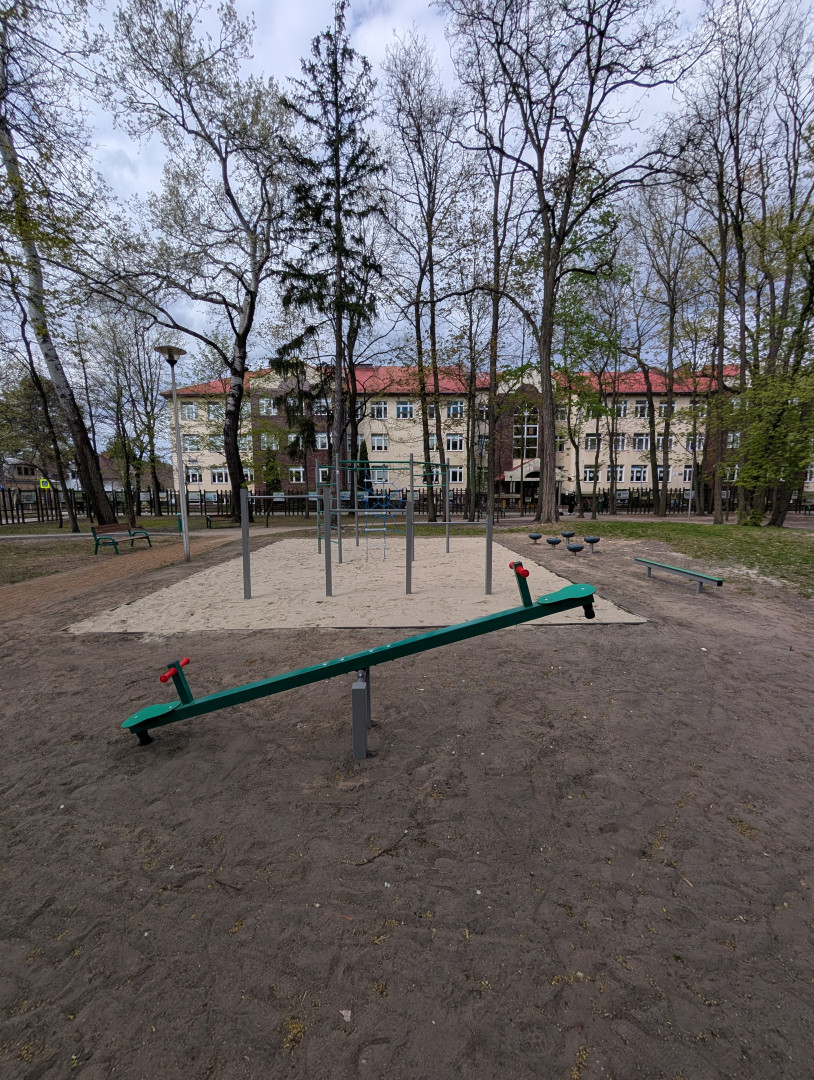 Zdjęcie do projektu Budowa Street Workout w Parku im. Mariana Jonkajtysa